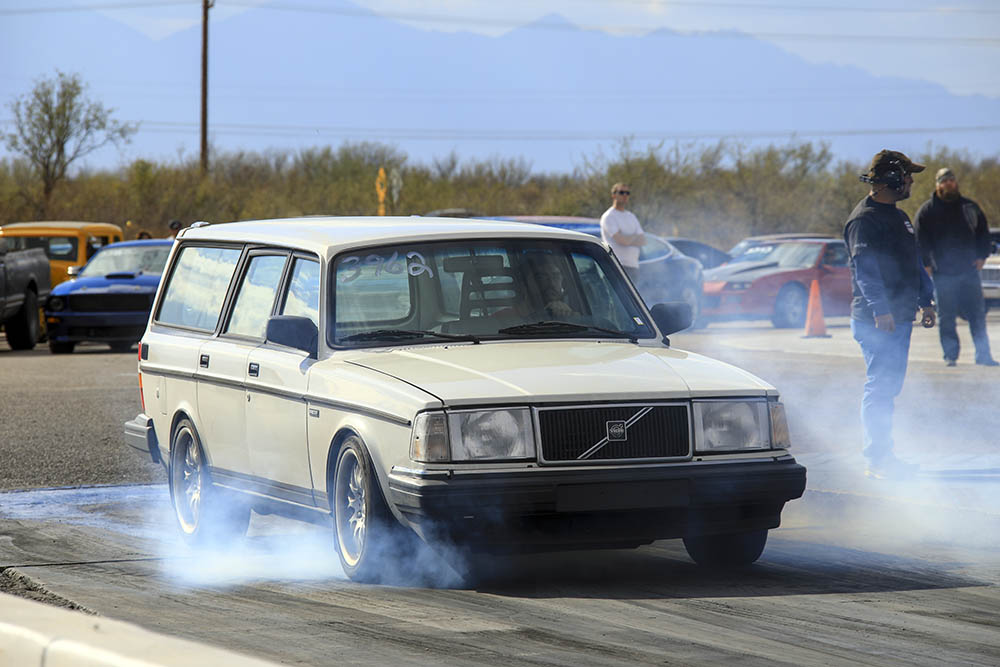 Name:  024-Engine-swap-Volvo-Wagon-Zip-Tie-Drags-2017.jpg
Views: 7861
Size:  109.9 KB