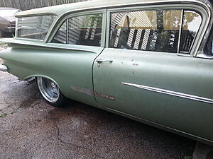 1959 Biscayne 2 door wagon-1kaeqa4.jpg