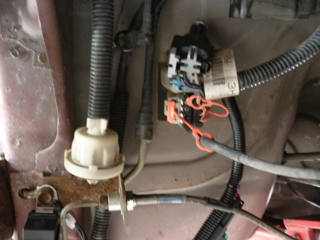 98 Racetronix Fuel Pump And Hotwire Harness   W Trap Door