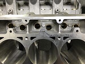 New: Edelbrock Splayed Valve Head-eucwvjml.jpg