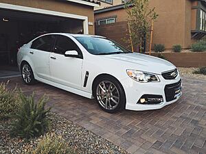 Hey (LS swapped Jeep and Chevy SS)-x3xycxz.jpg