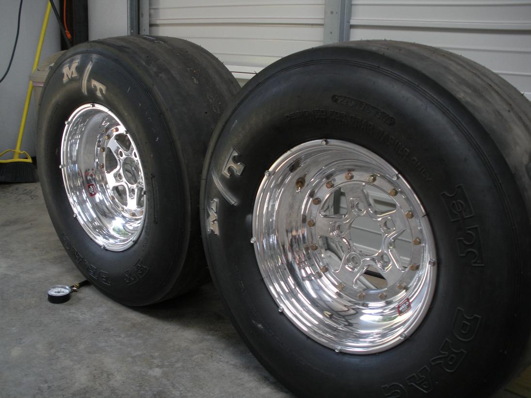 28 silverback tires