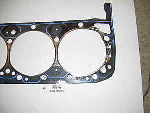 Cometic MLS Head Gaskets C5645-027-07sept04028.jpg