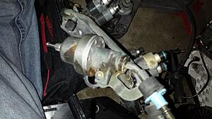 What kind of fuel pressure regulator is this?-9bxoyrk.jpg