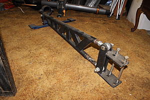 torque arm-img_0676.jpg