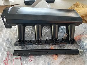 Holley Sniper sheet metal intake manifold w/fuel rail kit-20170912_175010.jpg