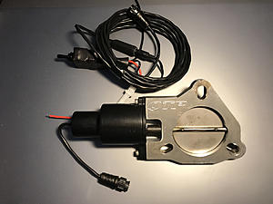 *SOLD*FS: QTP 3&quot; Electronic Exhaust Cutout (like new)-37715422491_f14bdcb484_k.jpg