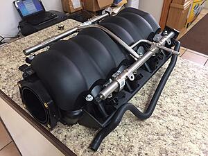 SOLD - ls3 intake w/ fuel rails &amp; injectors-btk5geal.jpg