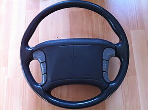 Steering wheel with airbag and clock spring-6pp0p.jpg