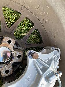 CTS-V brake fitment issue-4xluhhth.jpg