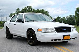 Ford Crown Victoria P71 Turbo-blkwpvo.jpg