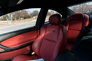 2006 GTO Silver-Red / 6 Speed / 18's - Kansas City-m8mzib2.jpg