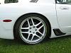 Anybody have any pics of white c5/c6 z06 wheels?-corvette-white-rims-2.jpg