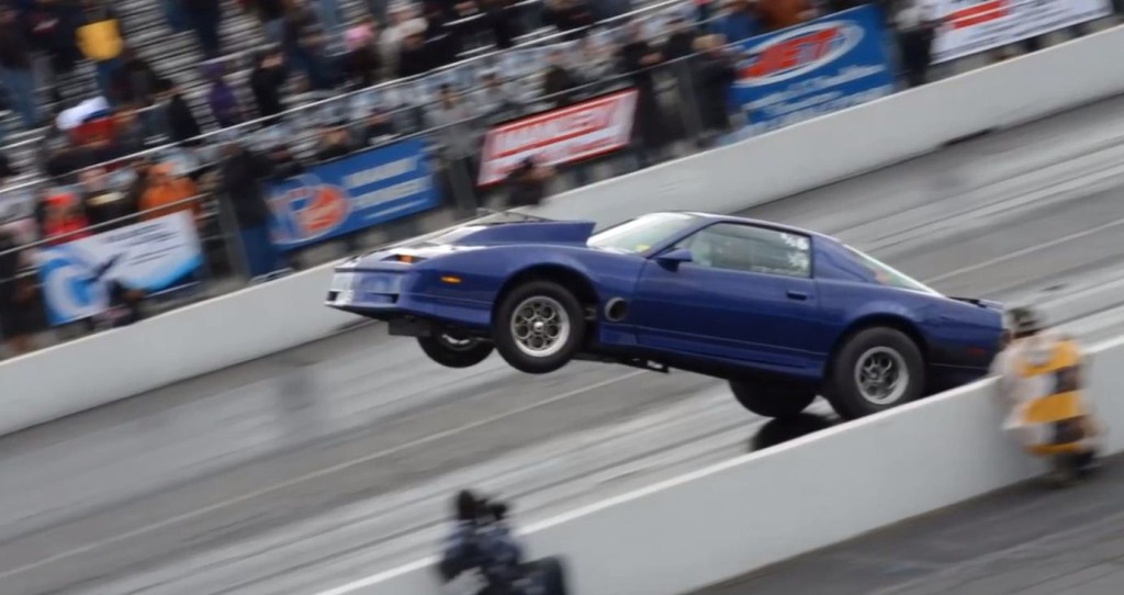 Drag Strip Monday: 8 Second Trans-AM Tries to Fly 