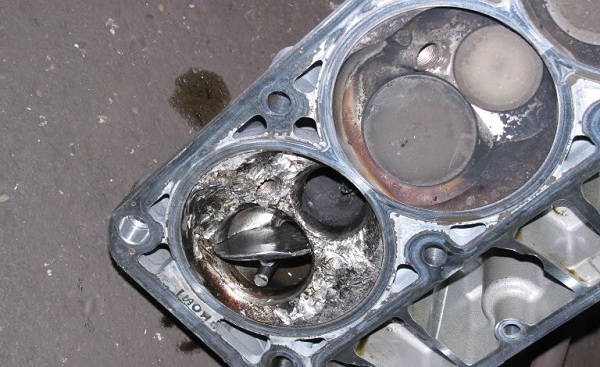 GM Issues New Bulletin on Valve Guide Wear on LS7: What Do You Think?  