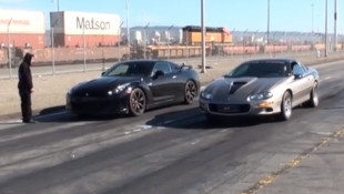 LSX Camaro and GT-R Have Close Race on the Street