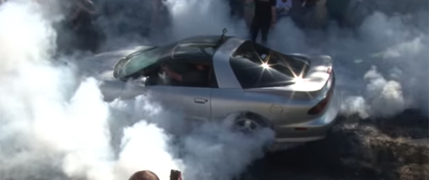 Flashback Friday: That Time When a 1100hp T/A Made the Crowd Disappear