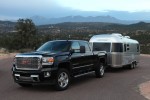 Review: The 2015 GMC Sierra 2500 Denali HD 4WD (Video)