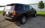 Review: The 2015 Cadillac Escalade 4WD Premium - an Apartment on Wheels (Video)