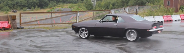 1969 Camaro Spins Some Awesome Donuts