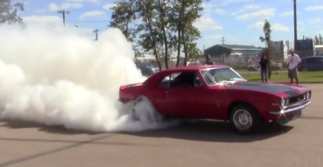 BURNOUT VIDEO 1967 Chevy Camaro Smoke Show