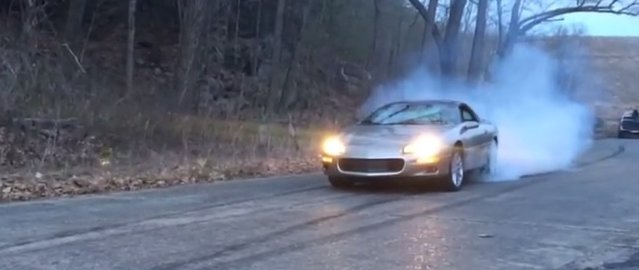Cammed 4th Generation Camaro Z28 Roasting the Tires