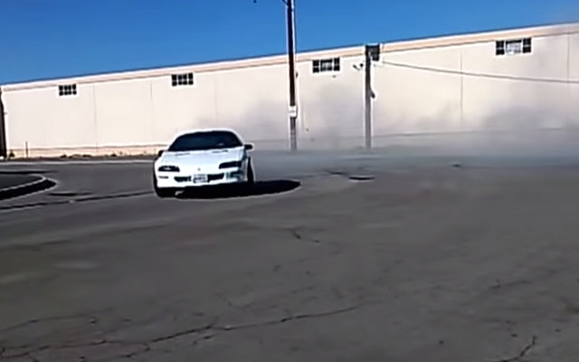 DONUT SHOP 1995 Camaro Z28 Burns Some Rubber