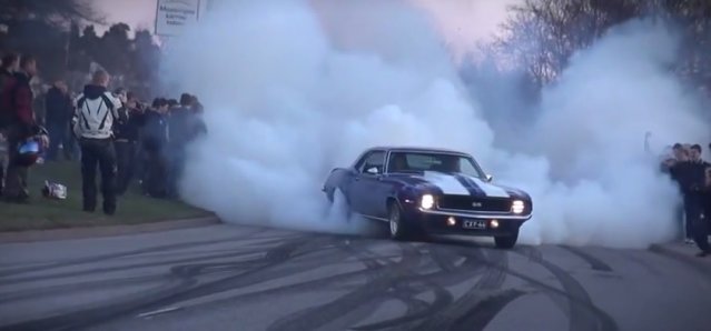 Watch a 1969 Camaro Do an Awe Inspiring Long, Rolling Burnout