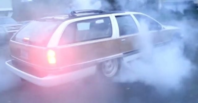 Buick Roadmaster Creates a Wicked Cloud