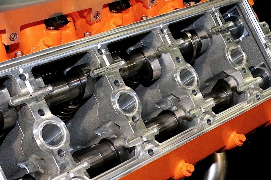 FourValves Per Cylinder? The Mercury Racing SB4