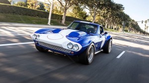 Superformance Makes Owning a 1960s-Style Corvette Grand Sport Possible
