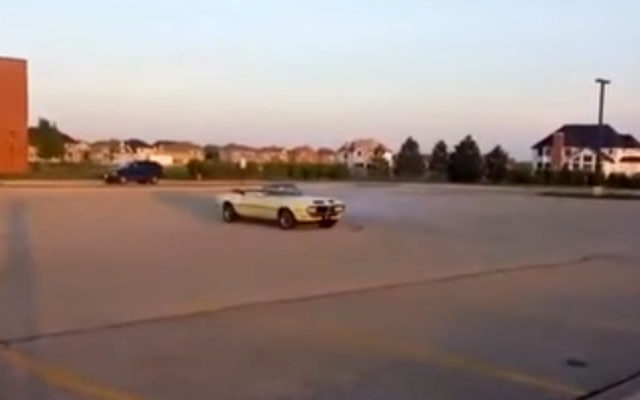 1968 Pontiac Firebird Spins Awesomely Loud Donuts