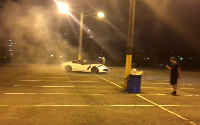 Corvette Z06 Tears Up an Empty Parking Lot