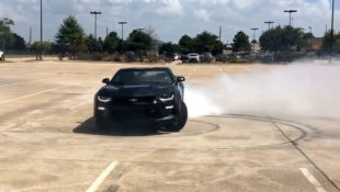 Girl Spins Some Smokin’ Donuts in Her 2016 Camaro