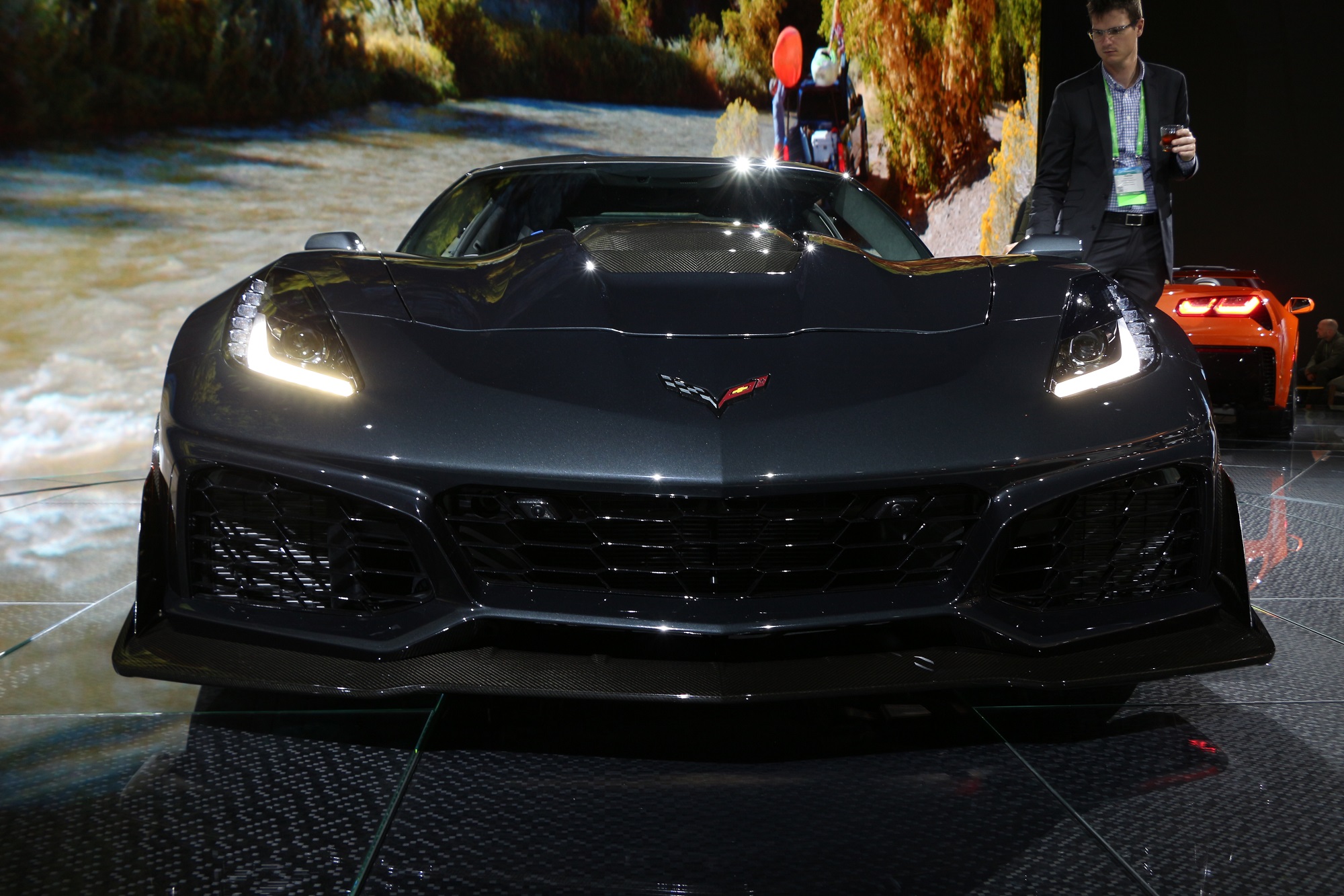 LS1tech.com 2018 2019 Corvette ZR1 Coupe Convertible LA L.A. Los Angeles Auto Show Gallery