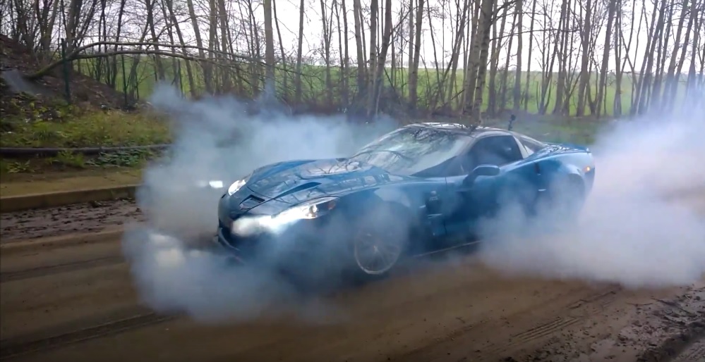 Corvette ZR1 Burnout on Dirt