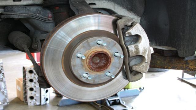 Camaro and Firebird: How to Replace Brake Pads/Calipers/Rotors