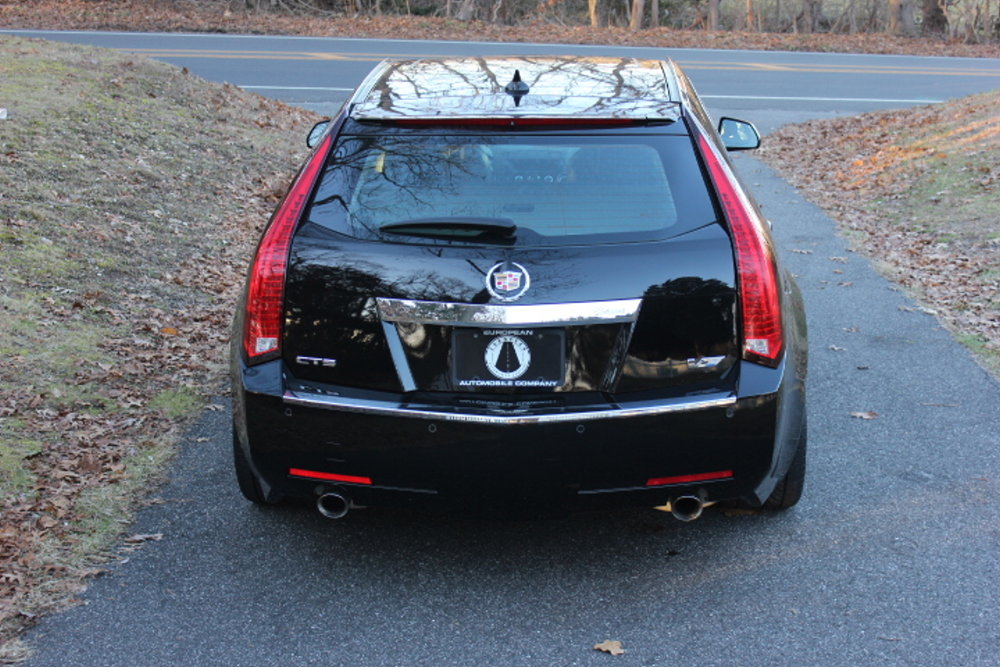 2012 Cadillac CTS-V Wagon High Rear