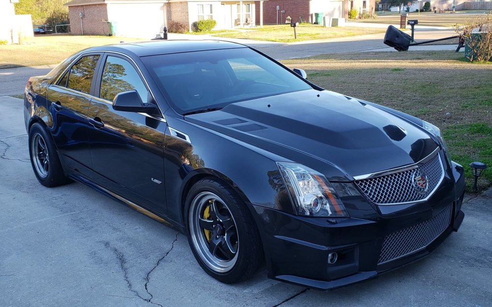 9-Second Cadillac CTS-V Front Corner