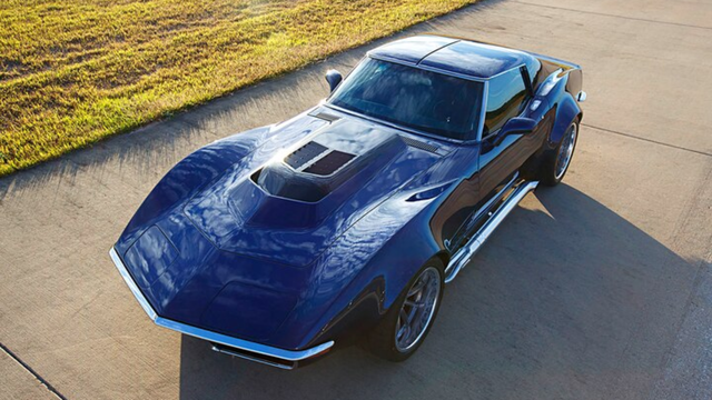 Pro Touring 1971 Corvette Has Raw American Power and Beauty
