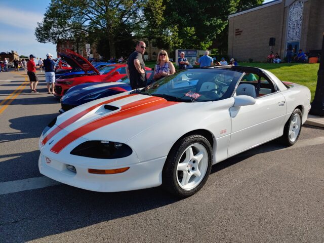 White and Orange Anniversary Camaro SS Lights Up Ohio Cruise Night