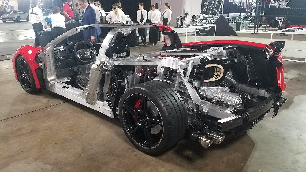 2020 Corvette C8 LT2 V8 Engine Design