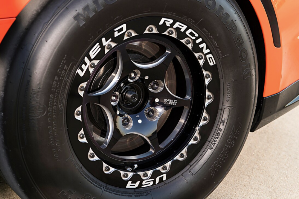 Beadlock tires on 1019 Camaro LZ1 making nearly 1,000 horsepower