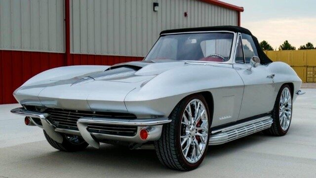 This ’67 Custom Corvette is Packing an LS3 and 500 HP