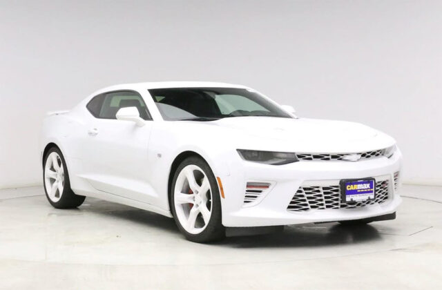 2017 Chevy Camaro 2SS Whiteout wheels badges for sale at Carmax