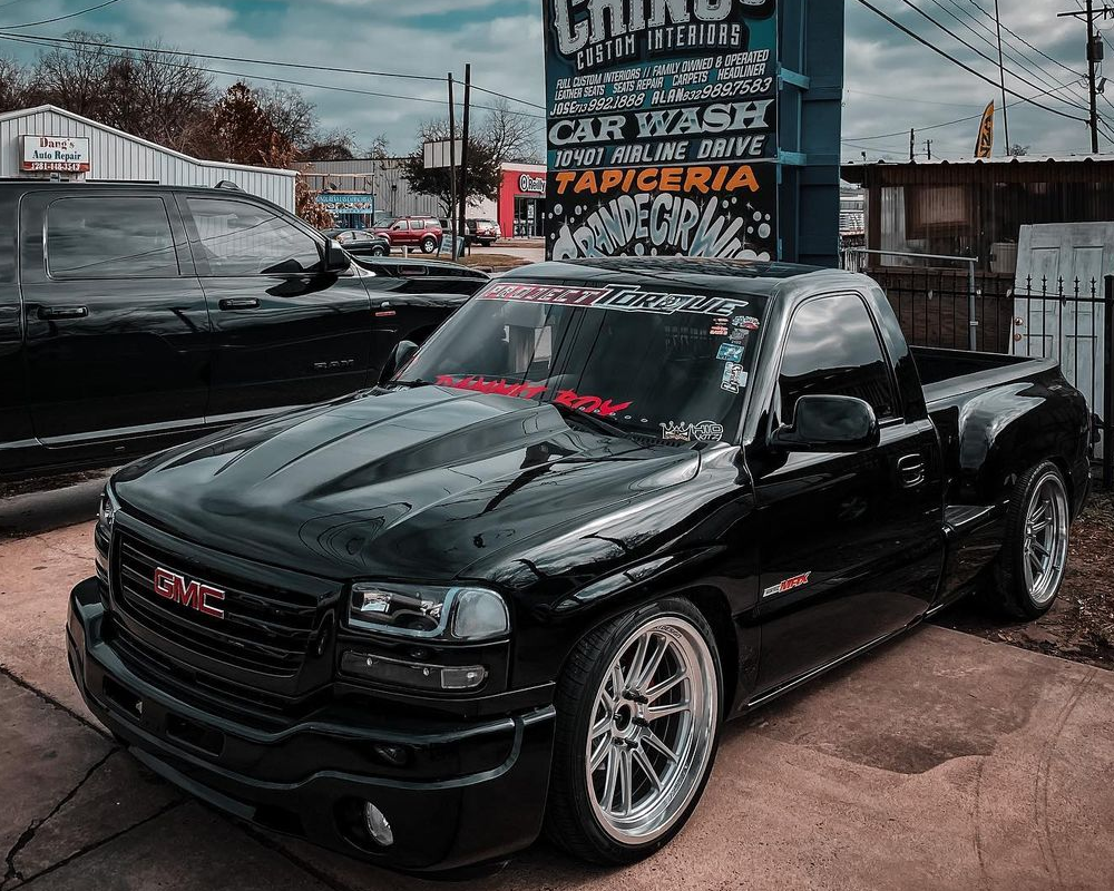 GMC Sierra 6.0 Racing