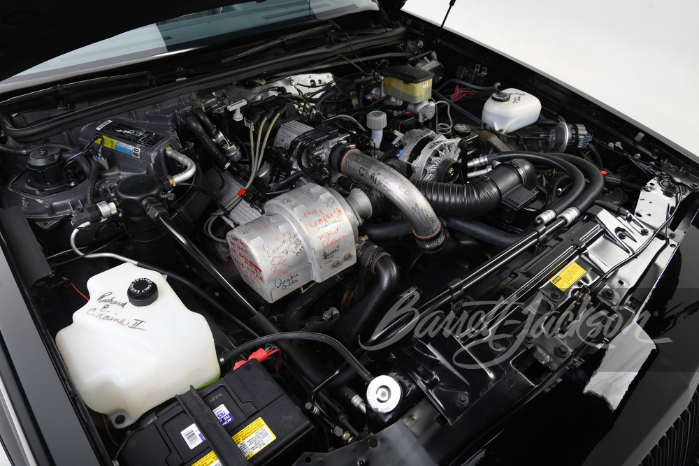 Last Buick Grand National Sold at Scottsdale Barrett-JAckson Auction 2022 Autographed Engine Bay