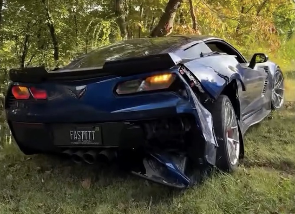 Cadillac CT5-V Blackwing Smashes Into C7 Corvette Z06
